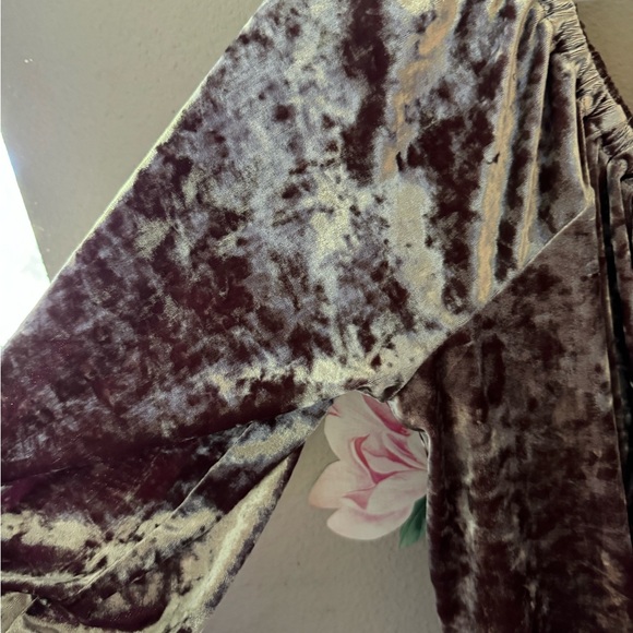 Women’s American Eagle, soft pink Valore off shoulder top. XL - Picture 3 of 6